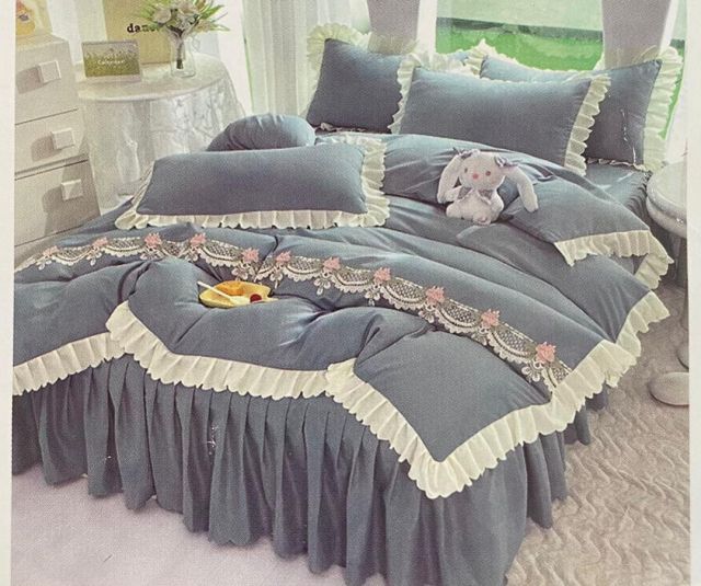 Bedsheet set